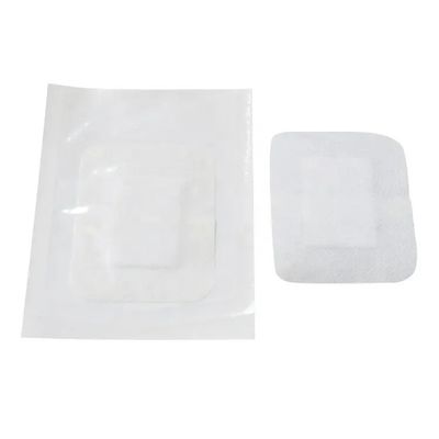 CE ISO Sertifikaları ile 10 * 15CM Steril Yapışkanlı Dokuma Olmayan Cerrahi Yara Pansuman